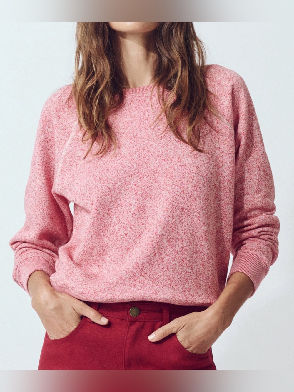 THE GREAT. THE SHRUNKEN SWEATSHIRT - HEATHERED BRIGHT CURRANT